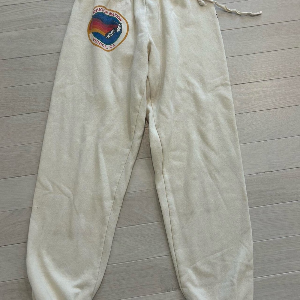 Women’s Cream Sweatpants